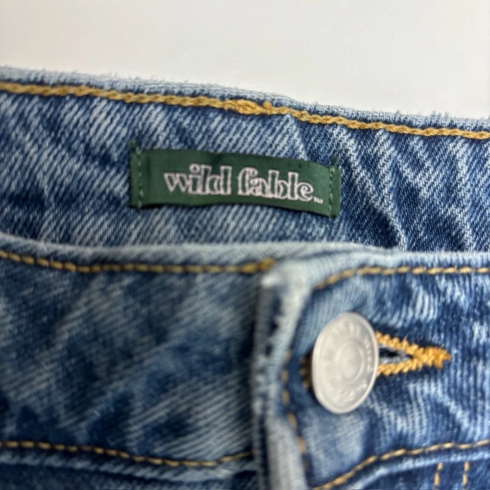 Wild Fable High Rise Baggy Women's size 4 Dark‎ Wash Blue Denim Jeans